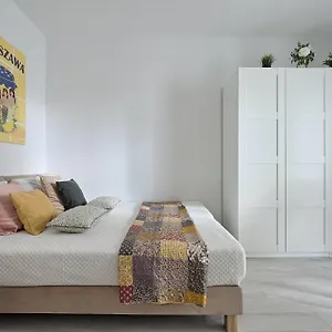 Urbannestgroup - Old Town S17 , Warszawa Polska