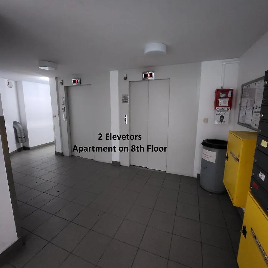 Lovely Apartment For 4 On The Danube River - Private Parking Wiedeń
